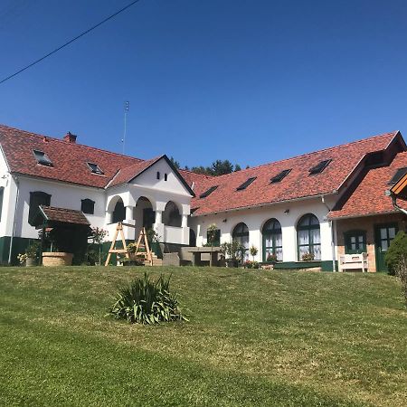 Hotel Fény-Szer Vendégház Őrség Szentgotthárd Esterno foto