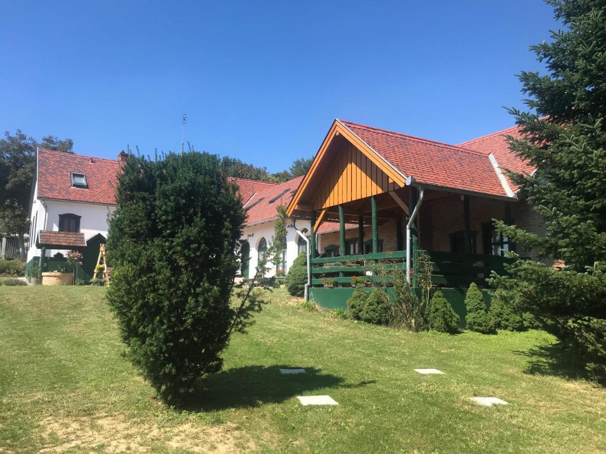 Hotel Fény-Szer Vendégház Őrség Szentgotthárd Esterno foto